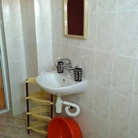 Zafi's House * 切尔诺莫雷茨