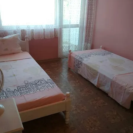 Zafi's House Апартаменты Черноморец